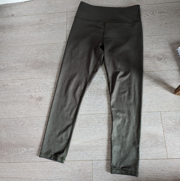 ZYIA ACTIVE Green Floral Embossed Activewear Pants - Picture 3 of 3